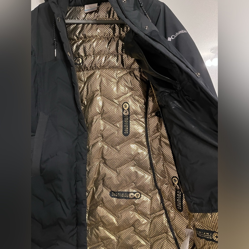 SOLD-Columbia winter coat omni-heat infinity - Picture 3 of 6